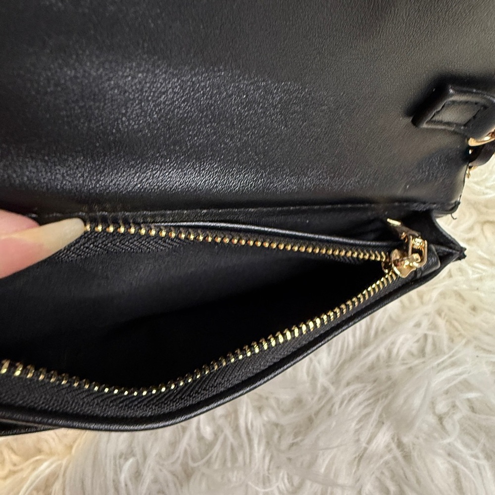Bebe Chevron Black Mini Flap Bag Gold Chain Strap - Picture 13 of 16